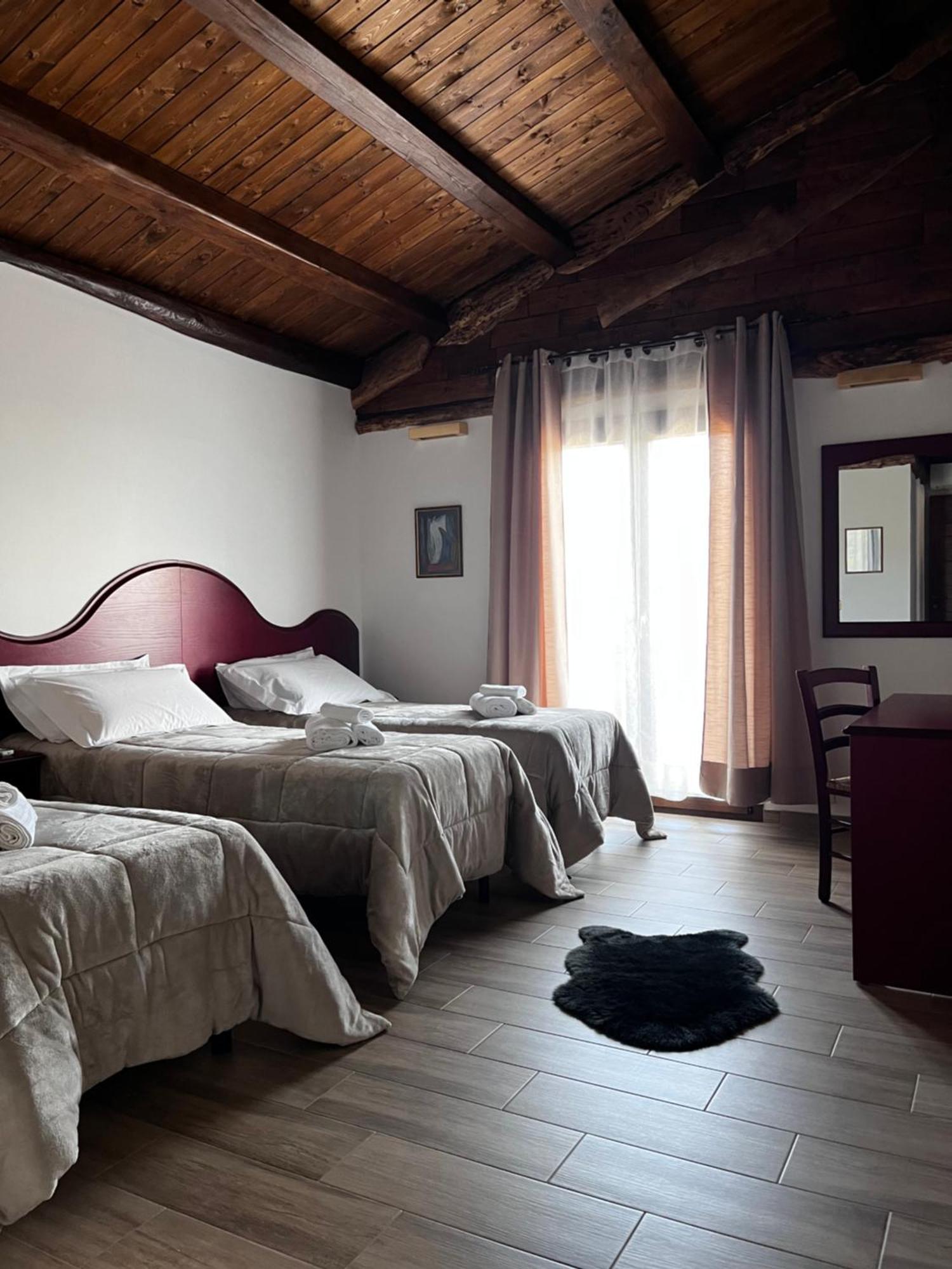 Bed and Breakfast Is Cubas Desulo Экстерьер фото