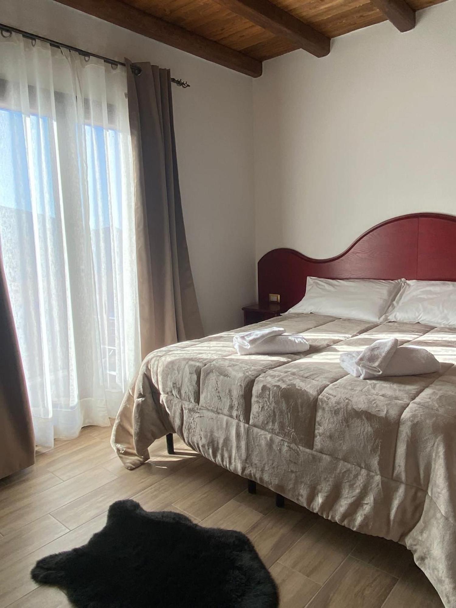 Bed and Breakfast Is Cubas Desulo Экстерьер фото